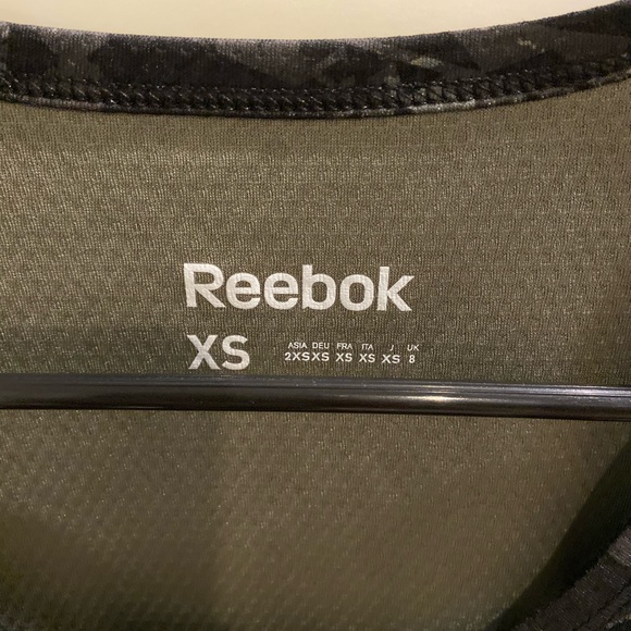 Muscle tank - Picture 2 of 4